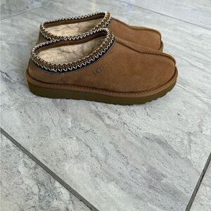 UGG Tan Suede Slip-On Shoes - Tasman